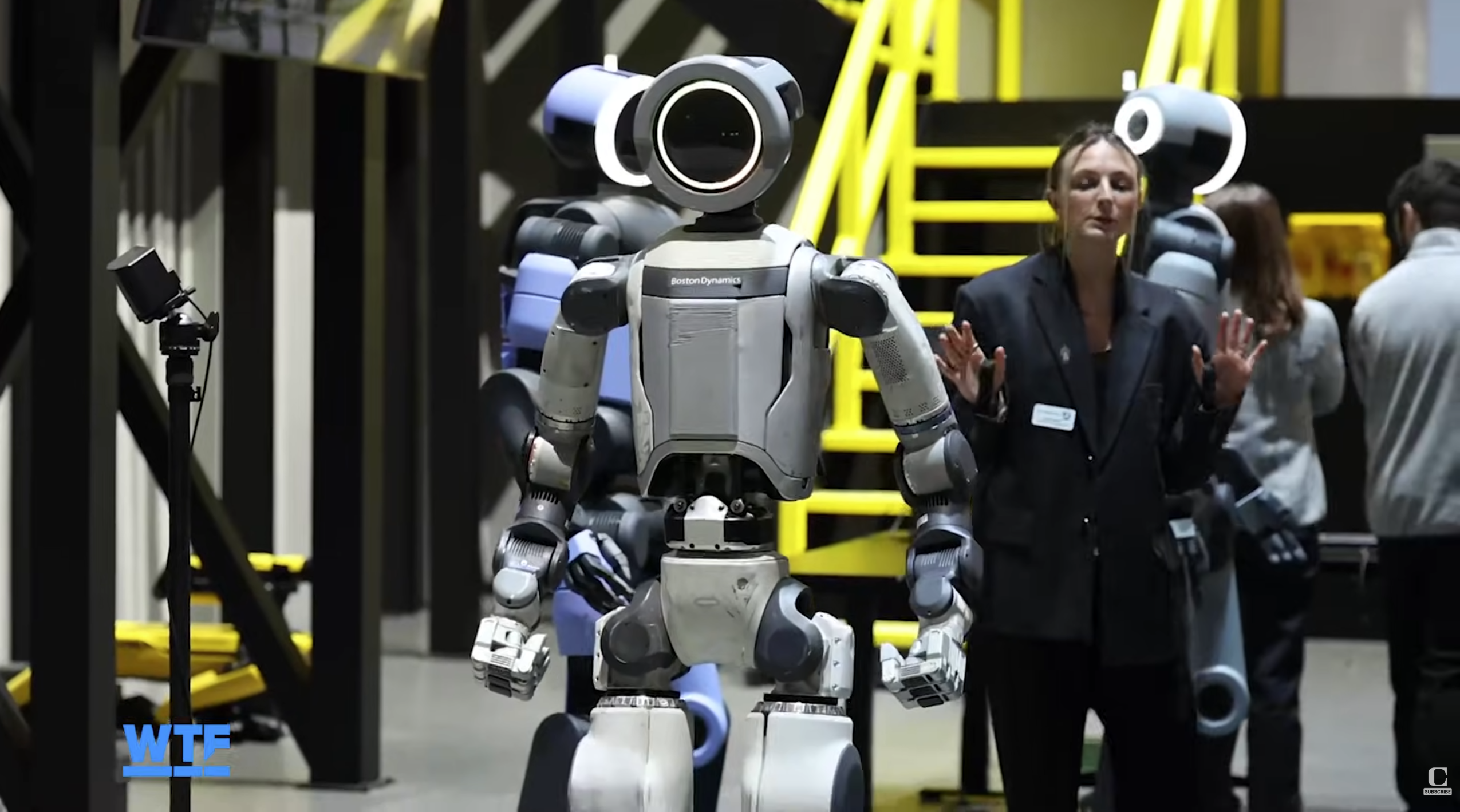 Atlas (humaniod robot from Boston Dyanmics) at CES 2026